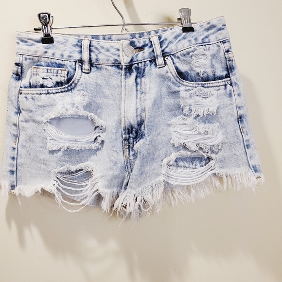 SWS Denim Co. High Rise Distressed short size 3 - Picture 2 of 13